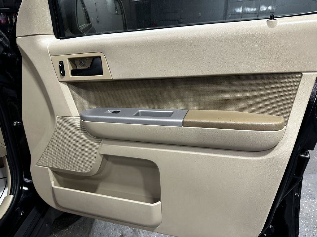 Used 2012 Ford Escape XLT FWD image 39