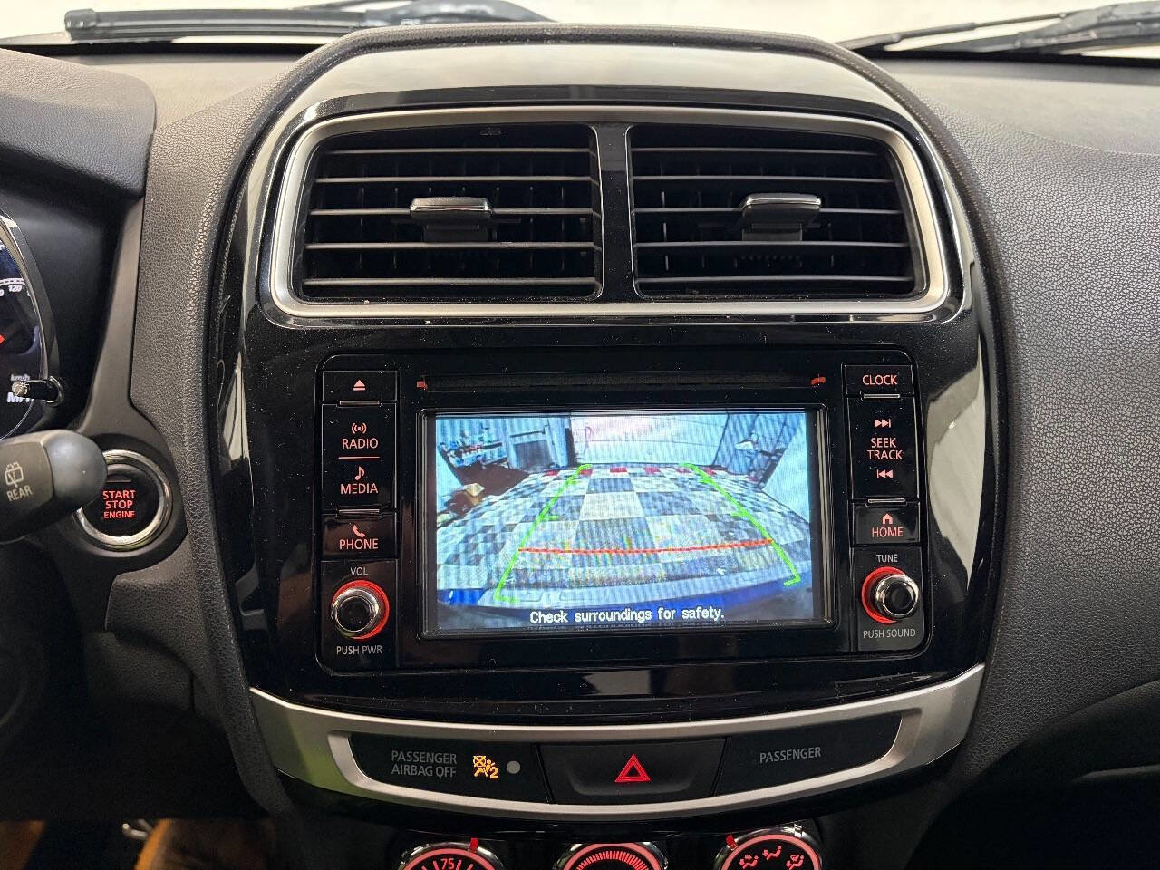 Used 2016 Mitsubishi Outlander Sport SEL AWD/4WD image 16