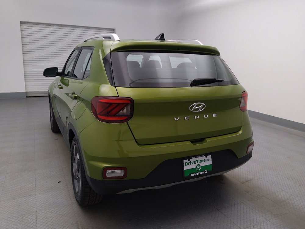 Used 2021 Hyundai Venue SEL image 6