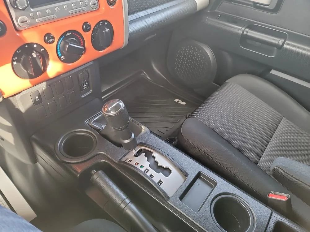 Used 2014 Toyota FJ Cruiser 4WD w/ Convenience Package image 20