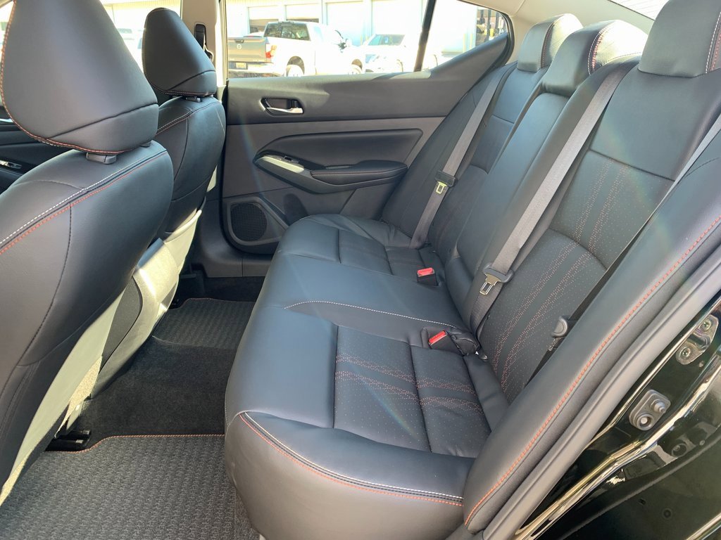 New 2025 Nissan Altima 2.5 SR image 18