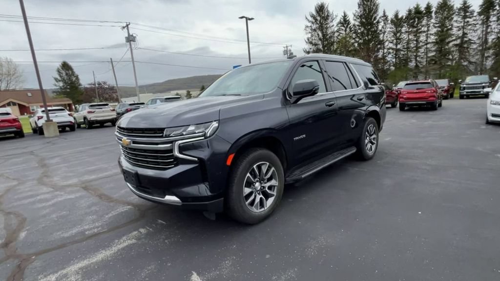 Used 2023 Chevrolet Tahoe LT w/ Luxury Package AWD/4WD image 4