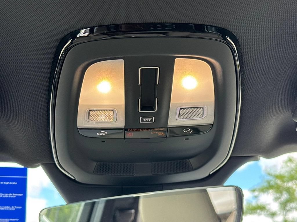 New 2026 Volvo XC90 B6 Plus w/ Protection Package AWD/4WD image 14