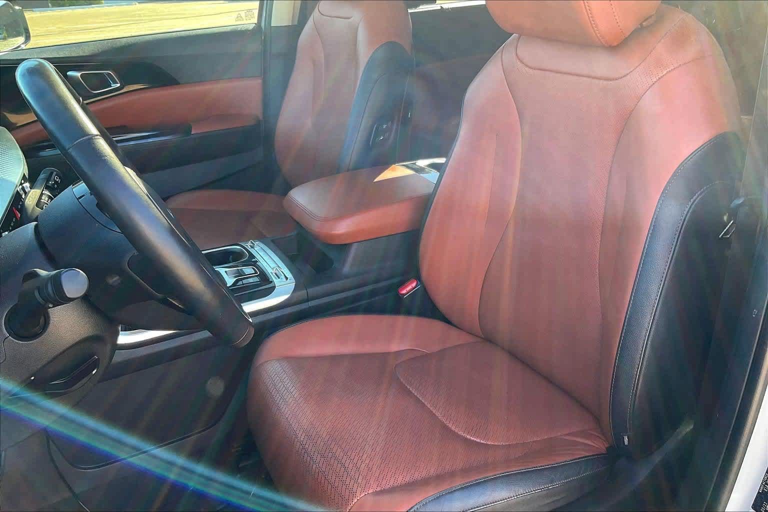 Used 2022 Kia Carnival SX Prestige FWD image 9