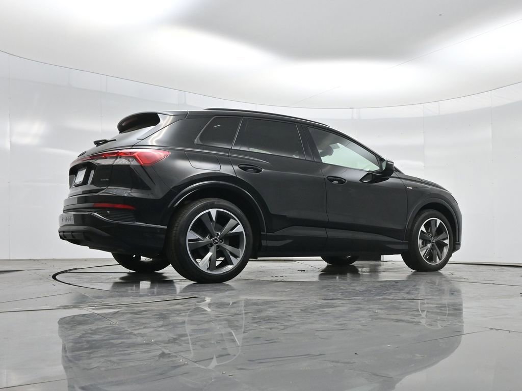 Used 2024 Audi Q4 e-tron Premium Plus w/ Premium Plus AWD/4WD image 48