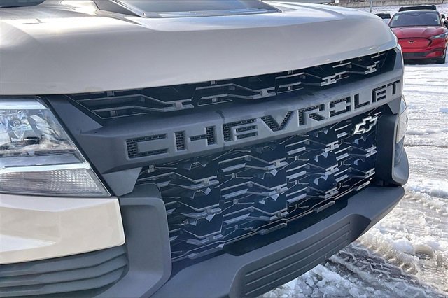 Used 2022 Chevrolet Colorado ZR2 w/ ZR2 Dusk Special Edition image 29