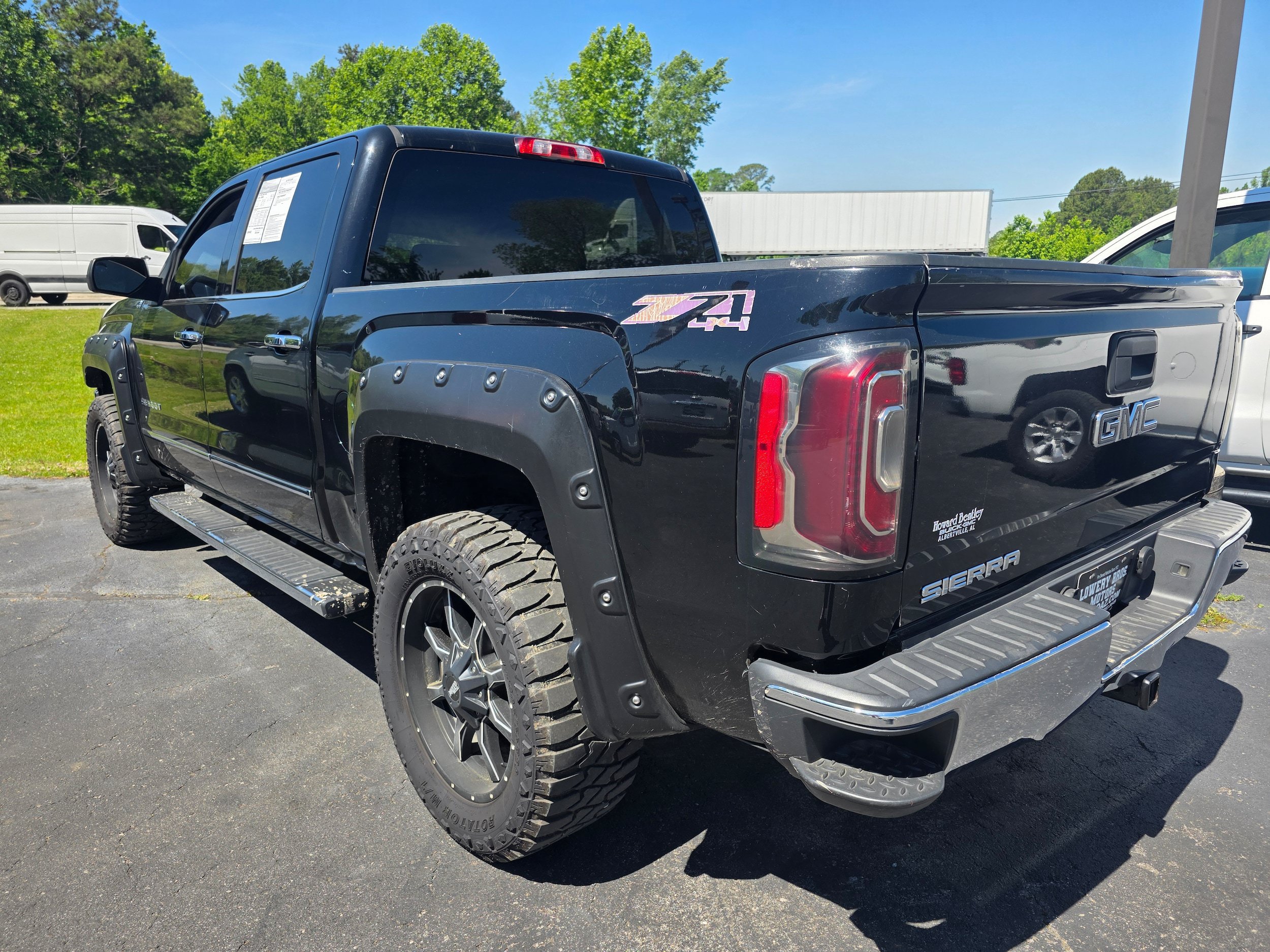 Used 2016 GMC Sierra 1500 SLT w/ SLT Premium Package AWD/4WD image 8