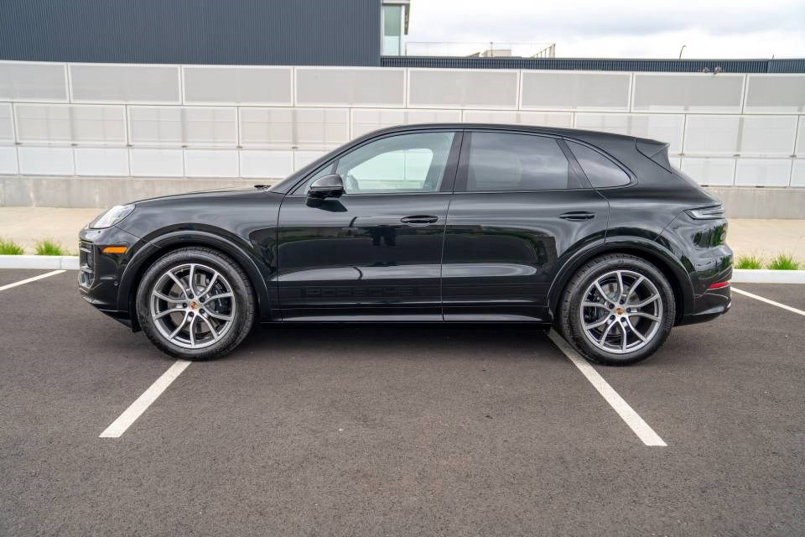 New 2026 Porsche Cayenne GTS AWD/4WD video 2