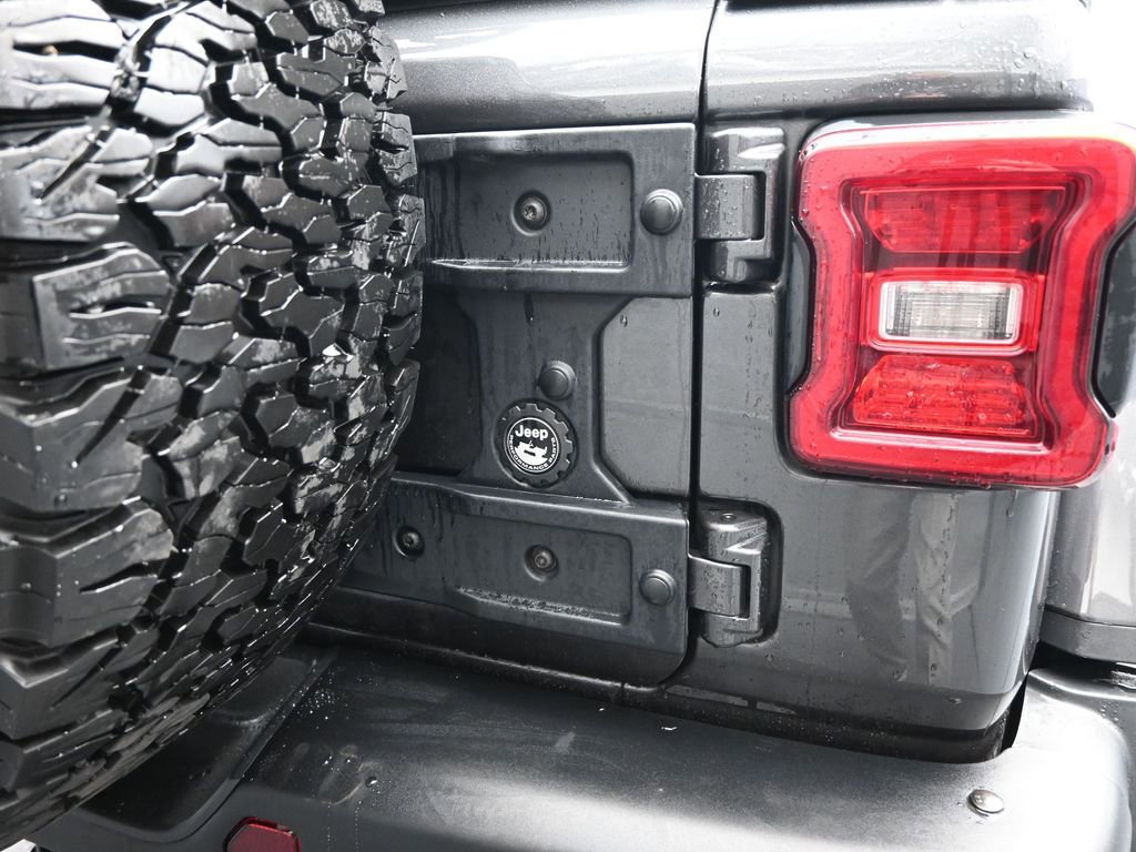 Used 2020 Jeep Wrangler Unlimited Rubicon w/ Steel Bumper Group image 9
