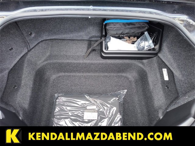 New 2025 MAZDA MX-5 Miata RF Grand Touring image 15