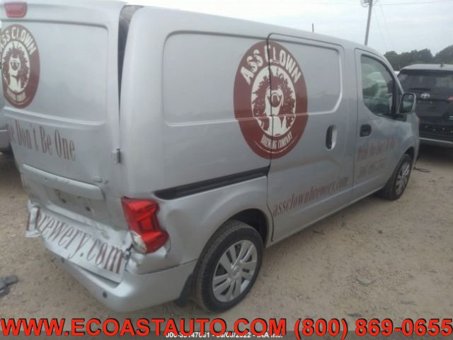 Used 2015 Nissan NV200 SV w/ Technology Package FWD image 2