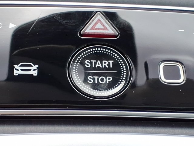 Certified 2023 Mercedes-Benz EQS 580 4MATIC SUV image 25