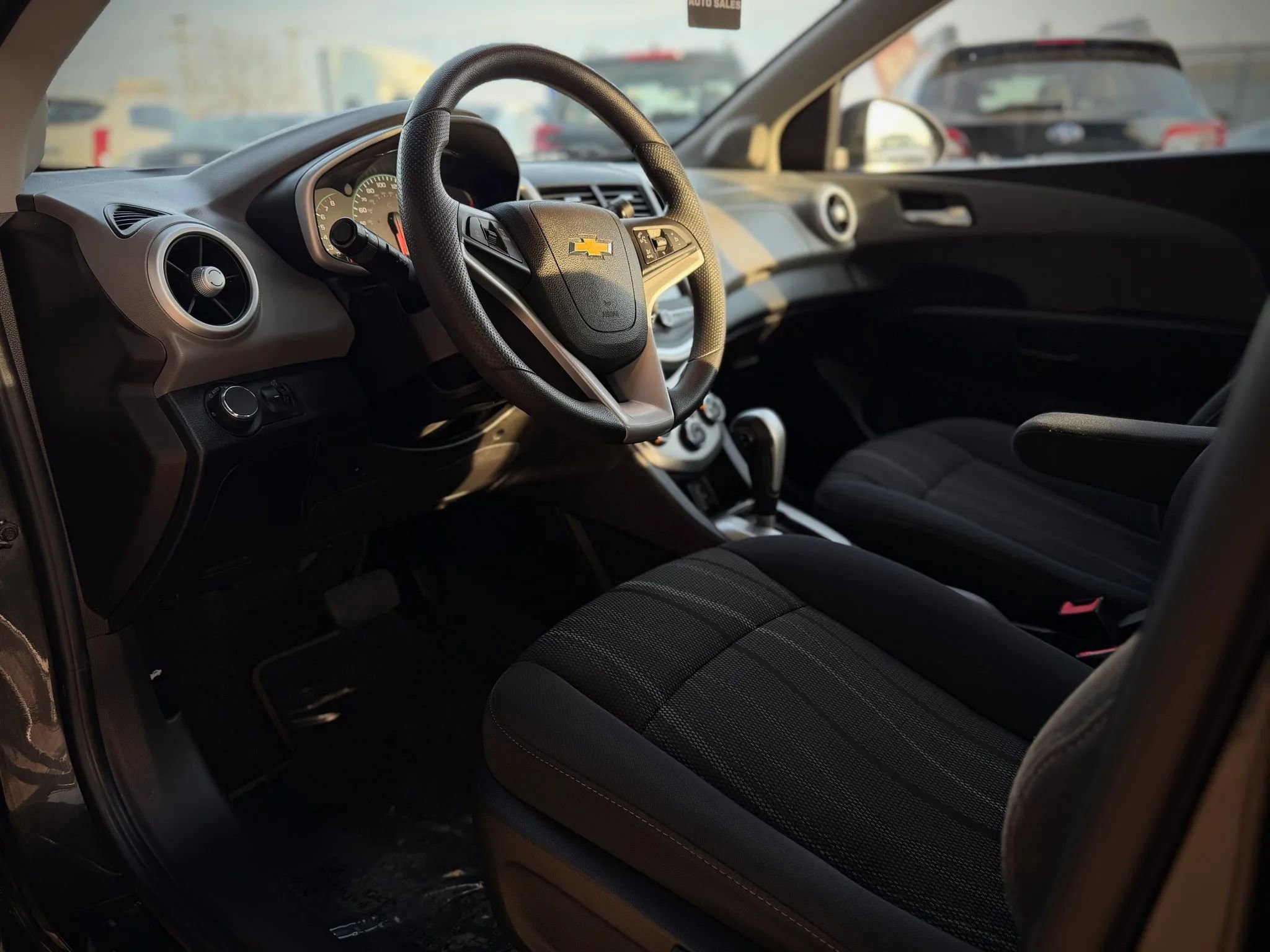 Used 2017 Chevrolet Sonic LT image 8