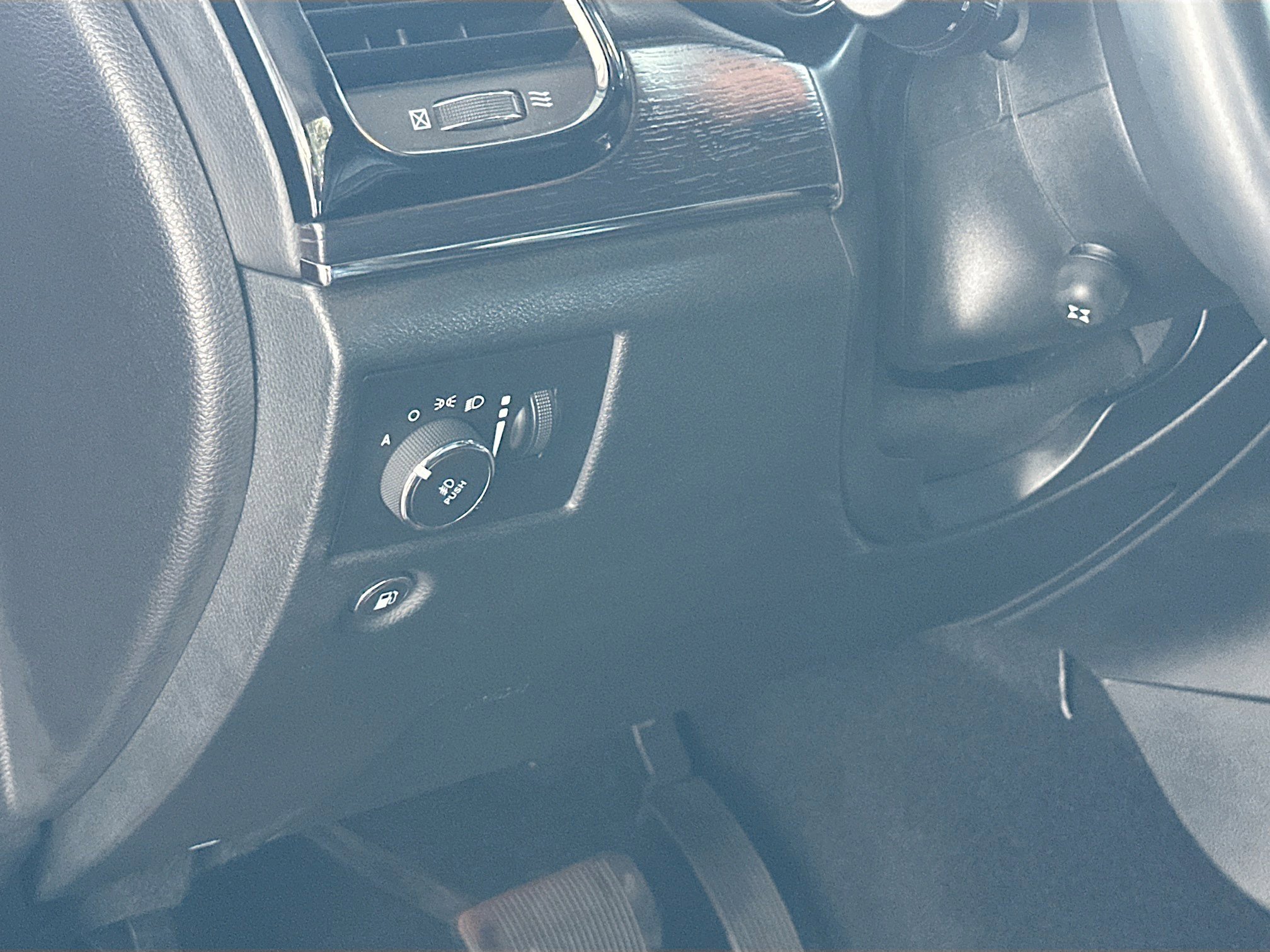 Used 2019 Jeep Grand Cherokee High Altitude image 10