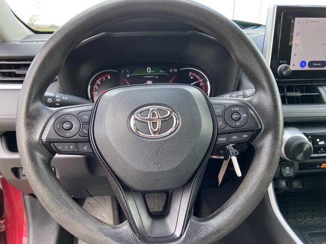 Used 2023 Toyota RAV4 LE AWD/4WD image 35