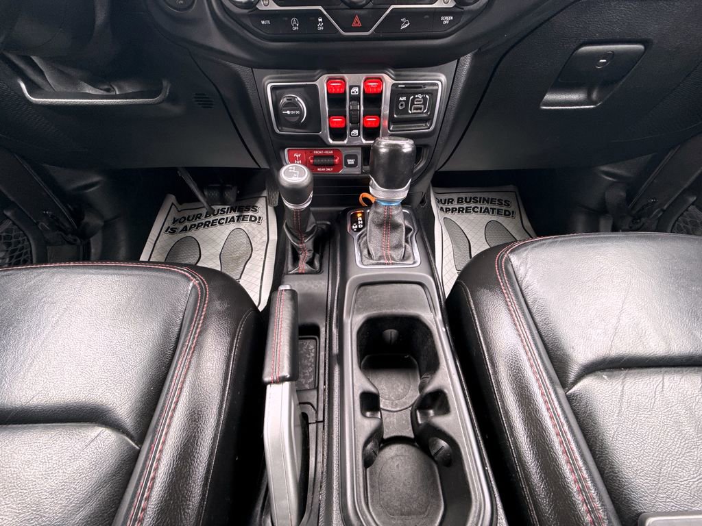 Used 2020 Jeep Wrangler Unlimited Rubicon w/ Dual Top Group image 16