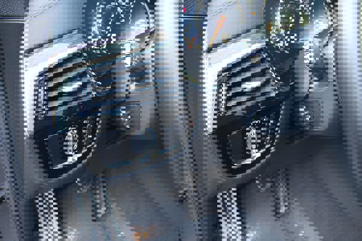 Used 2018 BMW 640i Gran Turismo xDrive image 33