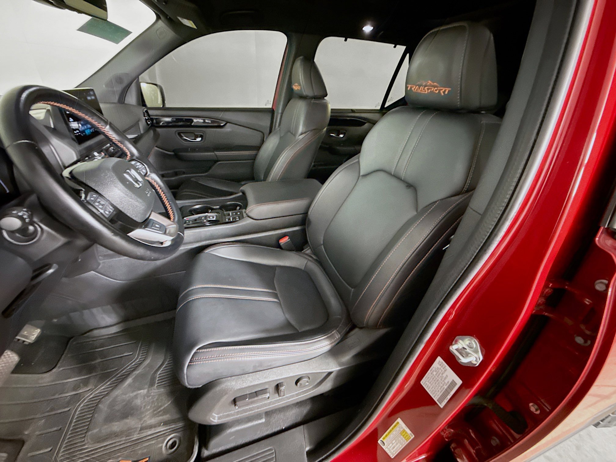 Certified 2024 Honda Pilot TrailSport image 25