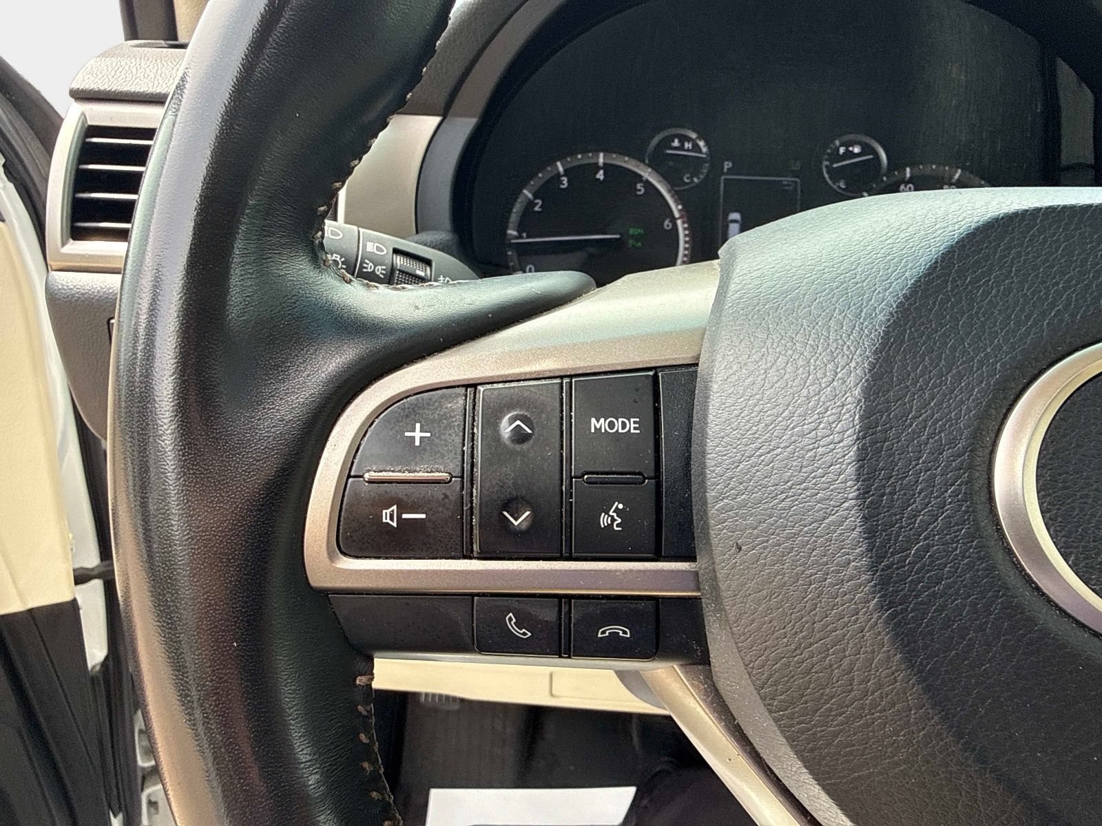 Used 2021 Lexus GX 460 Premium w/ Premium Package AWD/4WD image 30