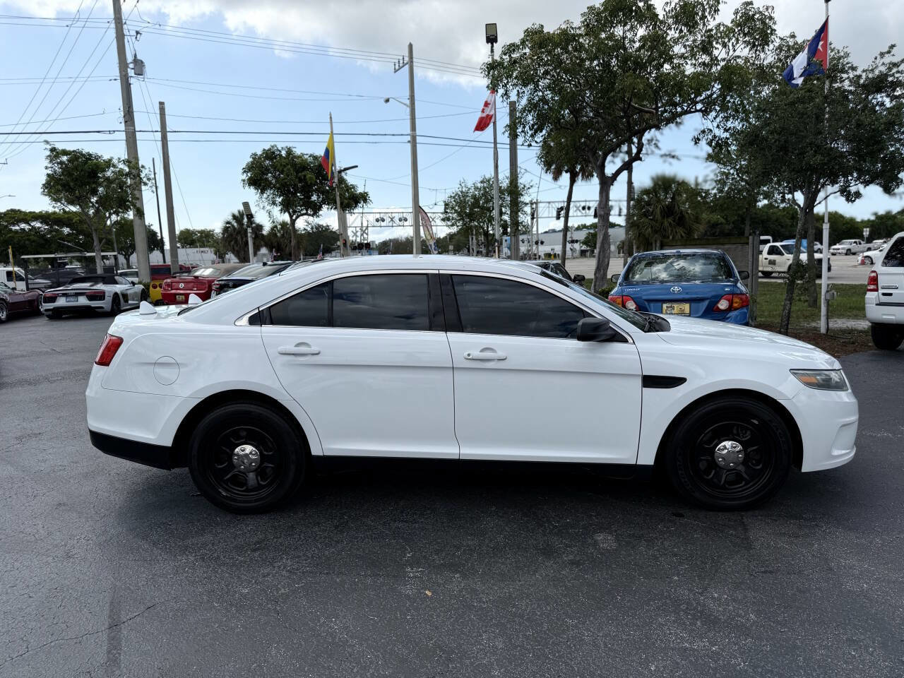 Used 2015 Ford Taurus Police Interceptor AWD image 7