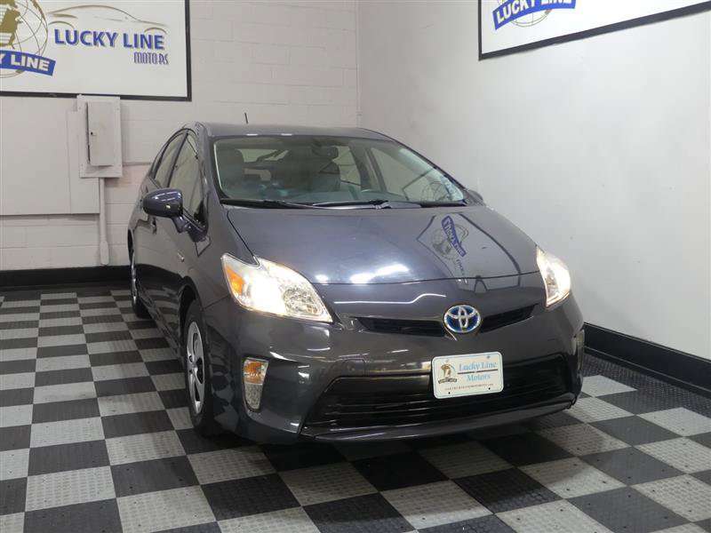 Used 2015 Toyota Prius Four FWD image 5