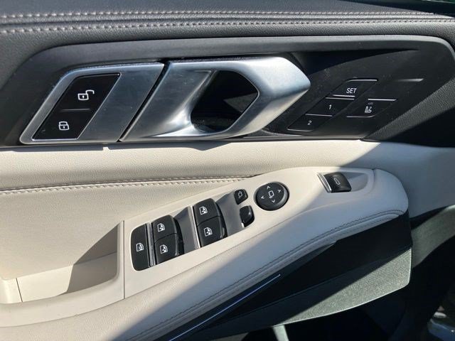 Used 2024 BMW X5 M60i w/ Executive Package AWD/4WD image 11