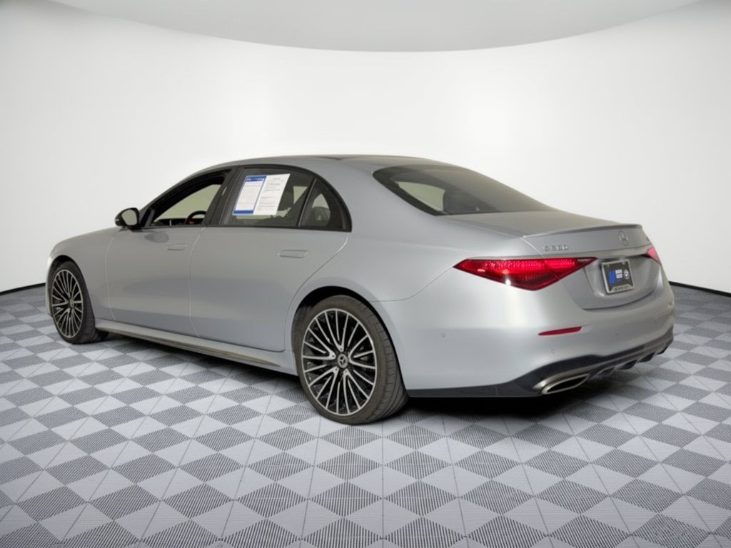 Used 2023 Mercedes-Benz S 580 4MATIC Sedan image 3