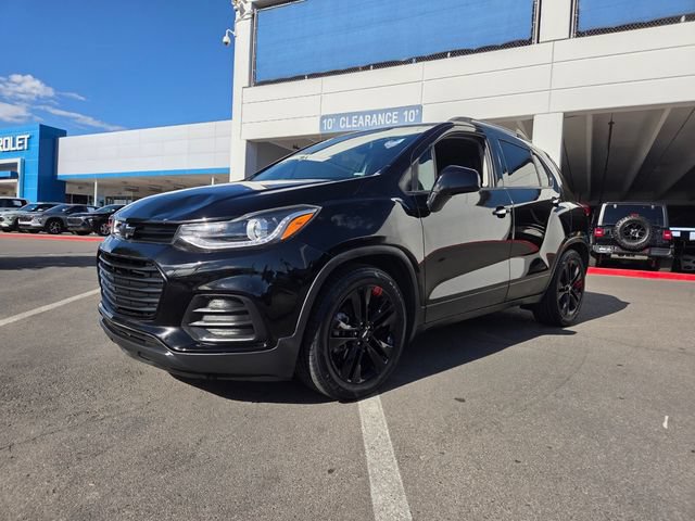 Certified 2018 Chevrolet Trax LT w/ Redline Edition FWD image 2