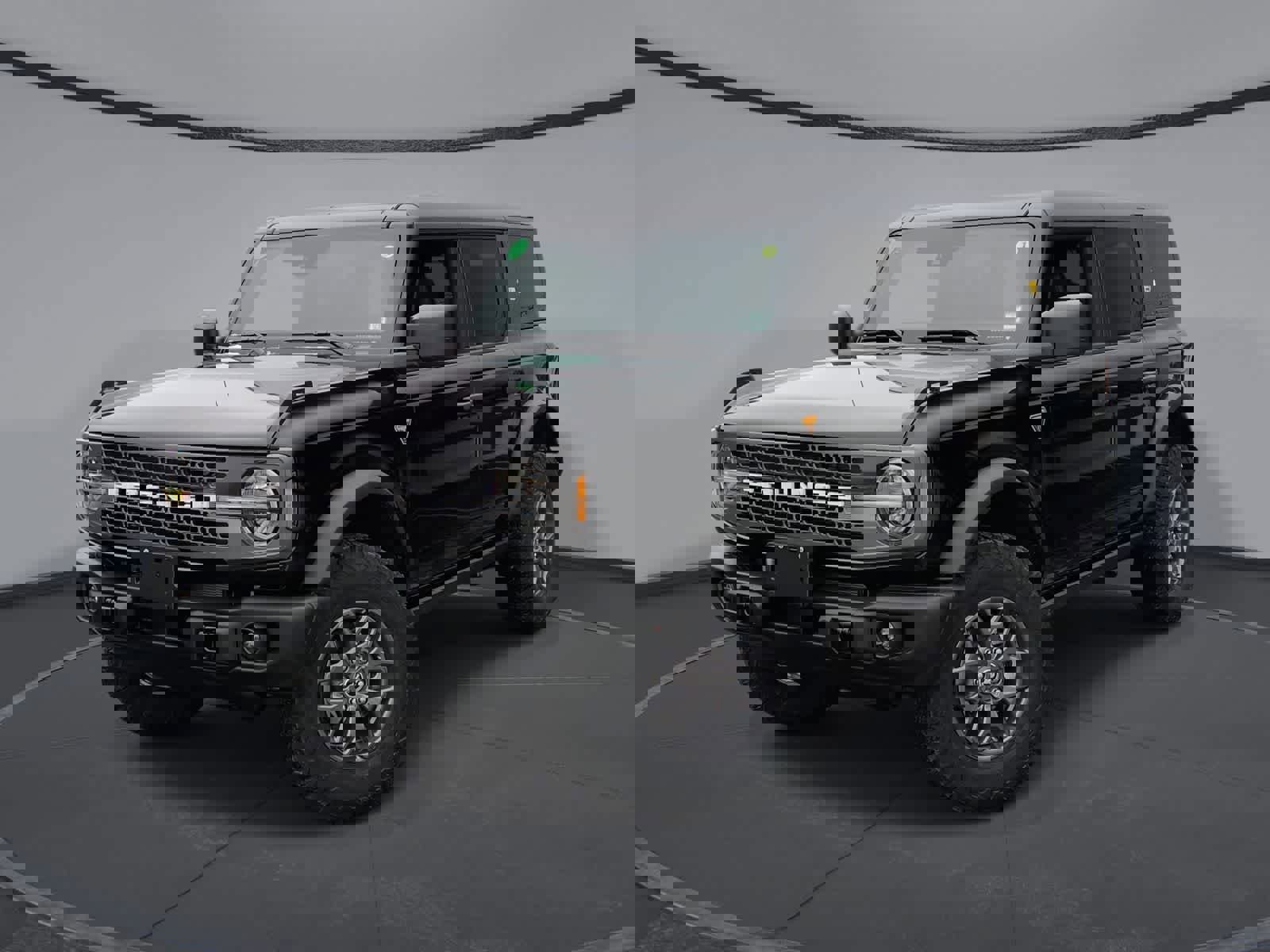 New 2025 Ford Bronco Badlands image 1