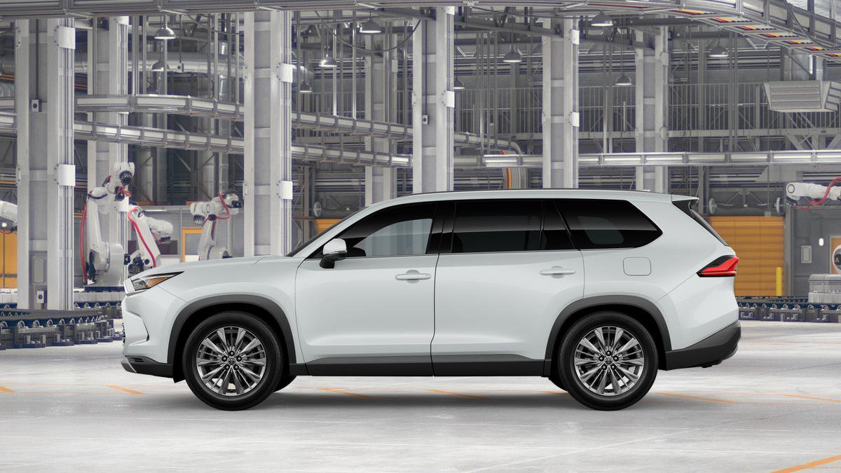 New 2026 Toyota Grand Highlander Platinum image 36