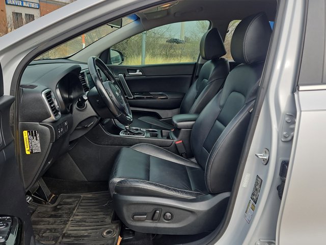 Used 2018 Kia Sportage EX image 15