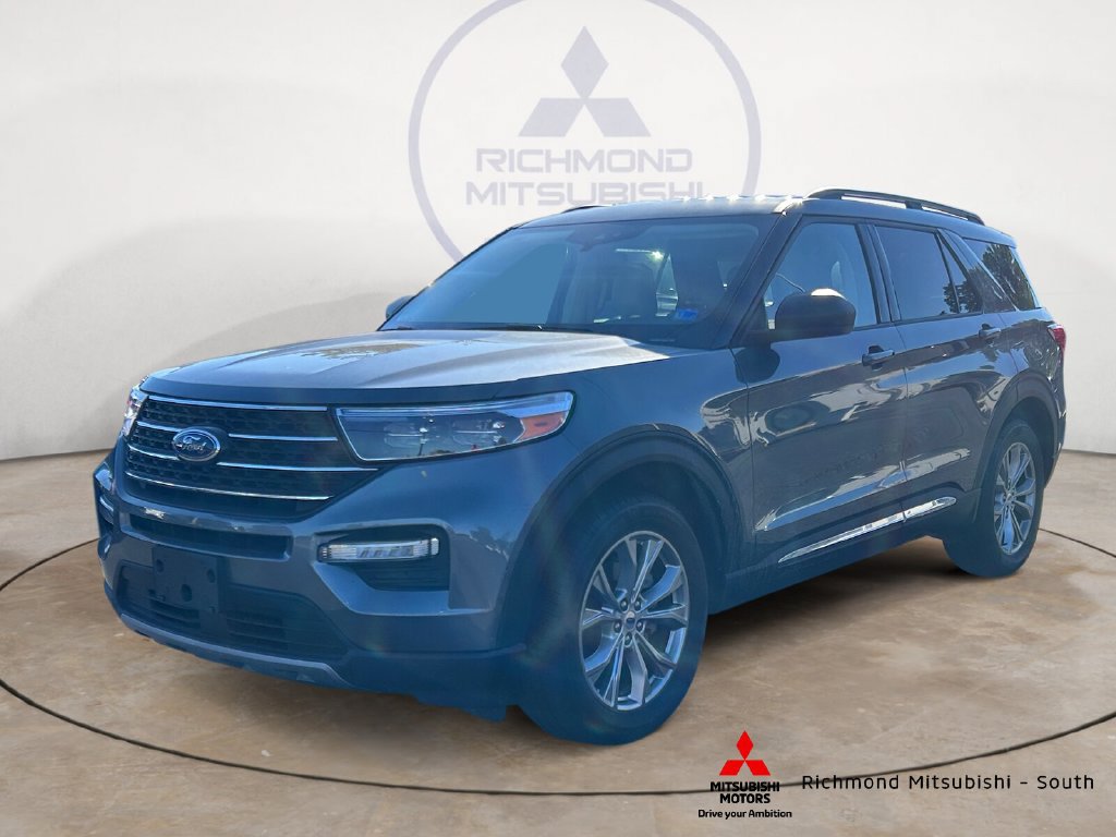 Used 2023 Ford Explorer XLT w/ Equipment Group 202A AWD/4WD image 7