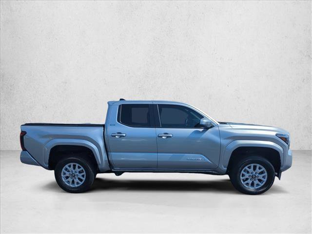 Certified 2024 Toyota Tacoma SR5 w/ SR5 Upgrade Package AWD/4WD image 4