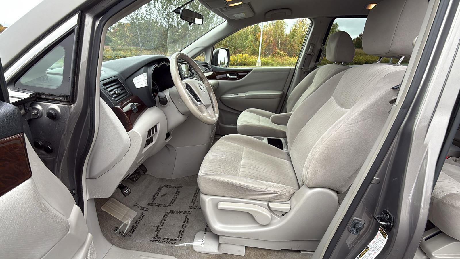 Used 2015 Nissan Quest SV image 24