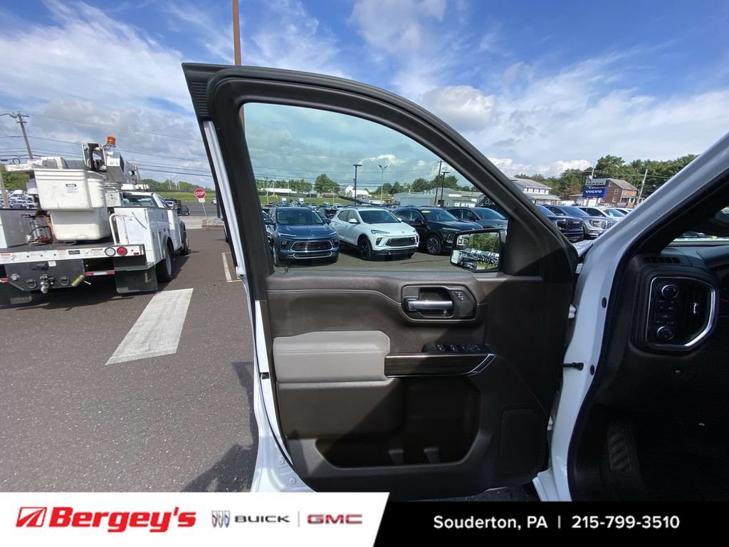 Certified 2019 Chevrolet Silverado 1500 LT w/ All-Star Edition AWD/4WD image 26