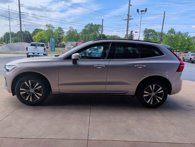 Used 2023 Volvo XC60 B5 Core AWD/4WD image 4