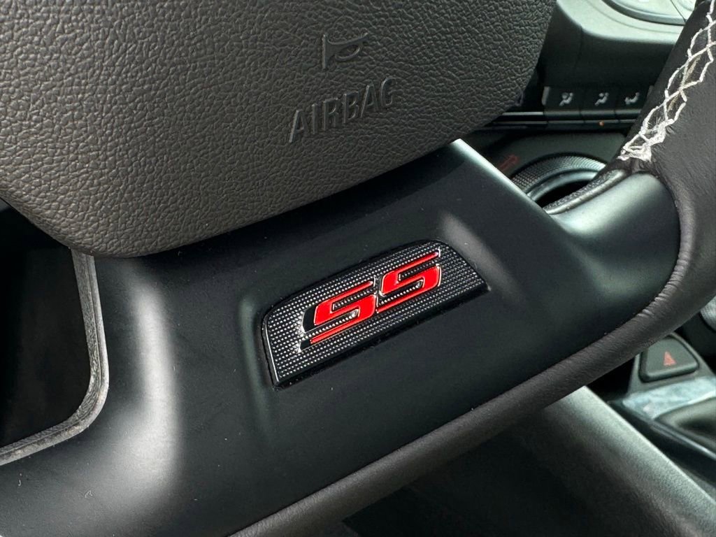 Used 2019 Chevrolet Camaro SS w/ LPO, Ground Effects Package image 21