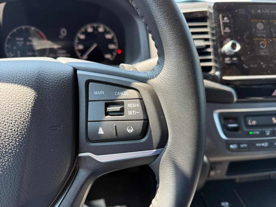 Certified 2025 Honda Ridgeline RTL image 23