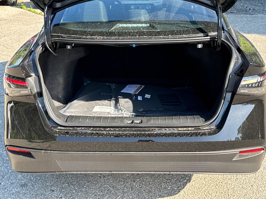 New 2026 Nissan Sentra SV w/ SV Convenience Package FWD image 19
