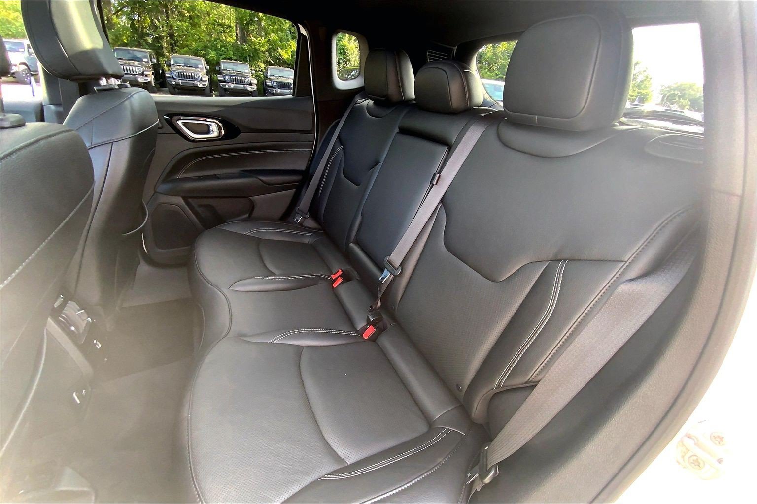 Certified 2023 Jeep Compass High Altitude w/ Driver Assist Group I AWD/4WD image 19