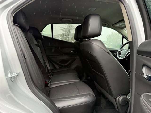 Used 2022 Buick Encore Preferred image 11