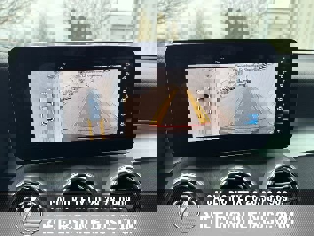 Used 2021 Mercedes-Benz GLC 300 4MATIC image 16