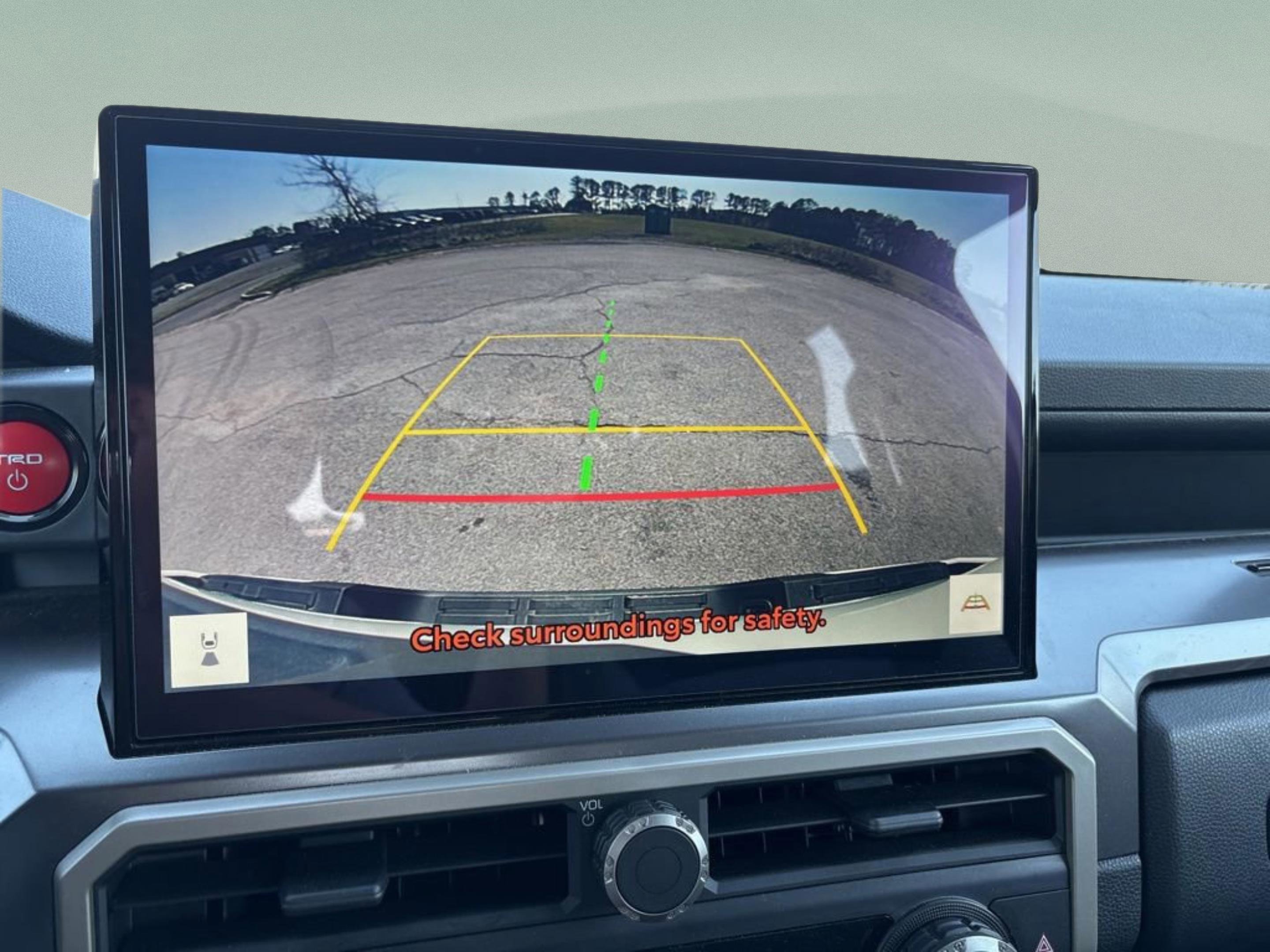 Used 2025 Toyota Tacoma TRD Sport image 19