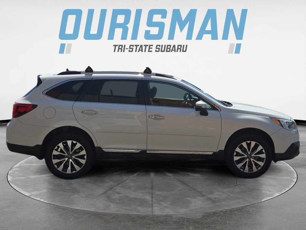 Used 2017 Subaru Outback 3.6R Touring w/ Popular Package #5A image 7