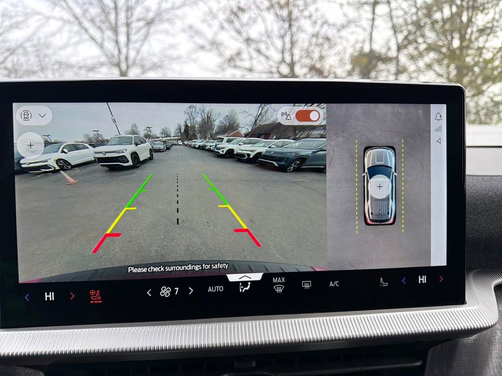 Used 2025 Ford Explorer Platinum w/ Ultimate Package image 33