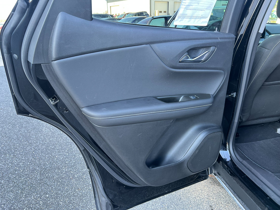 Used 2025 Chevrolet Blazer LT w/ Midnight/Sport Edition image 22