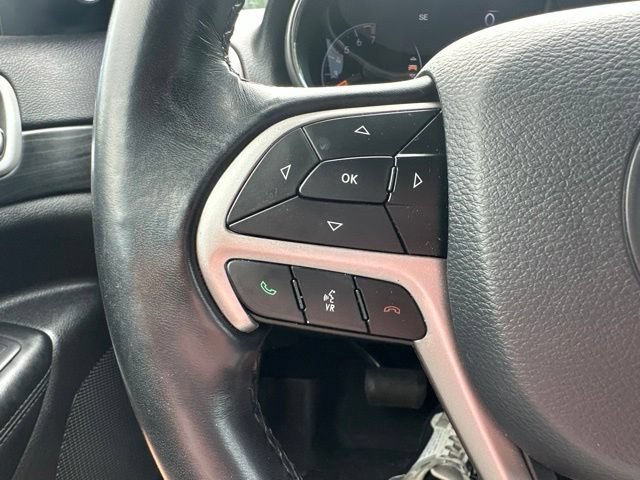 Used 2020 Jeep Grand Cherokee Laredo w/ Laredo X Package RWD image 19