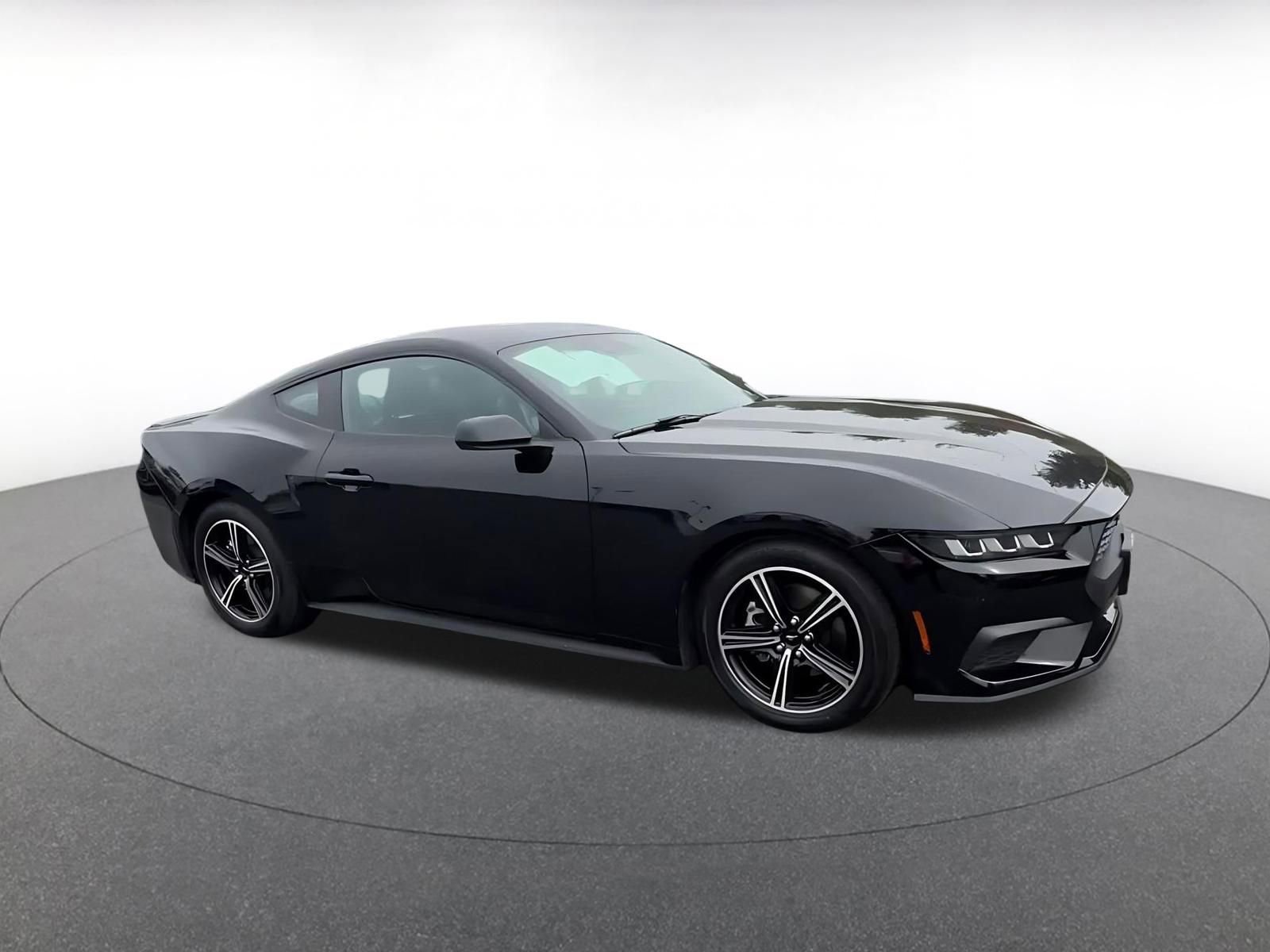 Used 2024 Ford Mustang Premium video 2