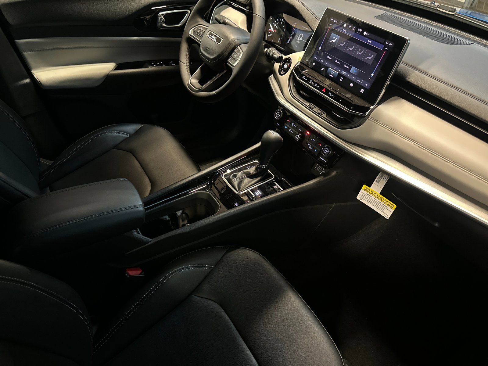 New 2026 Jeep Compass Limited image 15