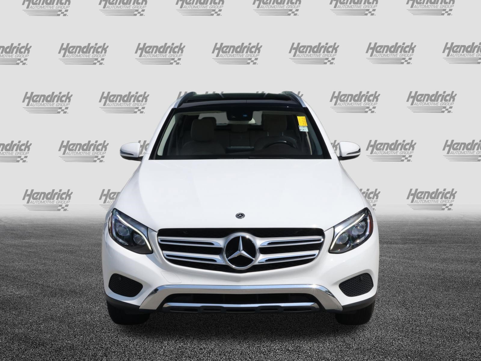 Used 2018 Mercedes-Benz GLC 300 4MATIC image 3